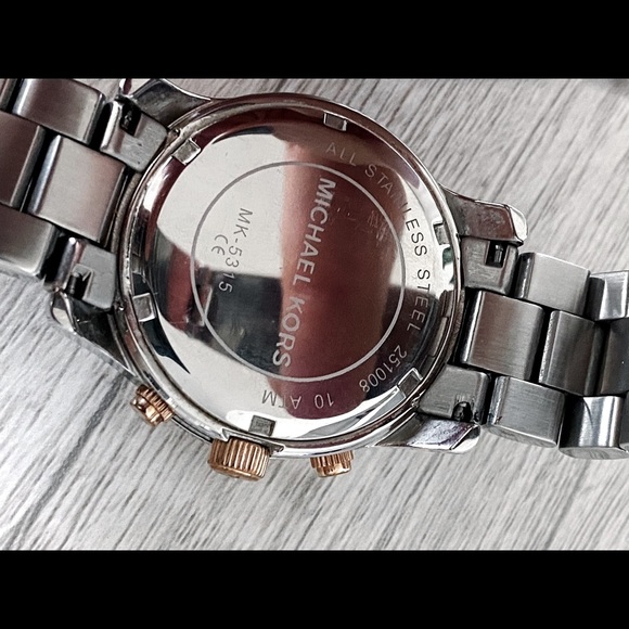 Michael Kors Oversized Stainless Steel/Rose Gold watch. main image 6